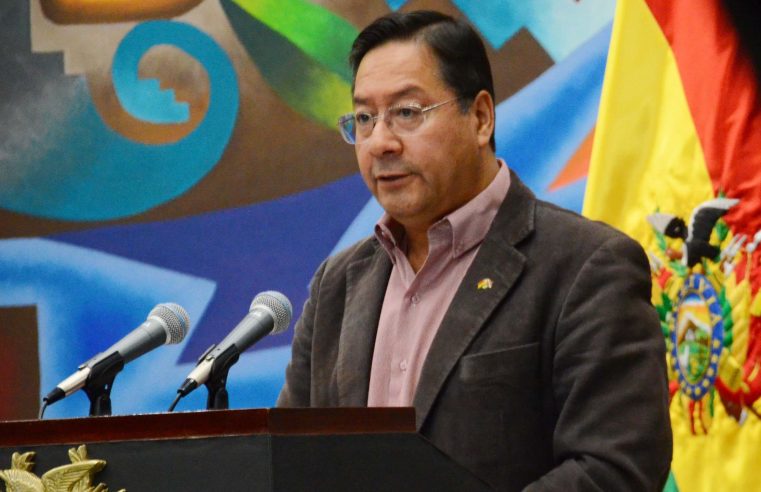 Presidente da Bolívia, Luis Arce, desmente acusação de ter orquestrado tentativa golpista