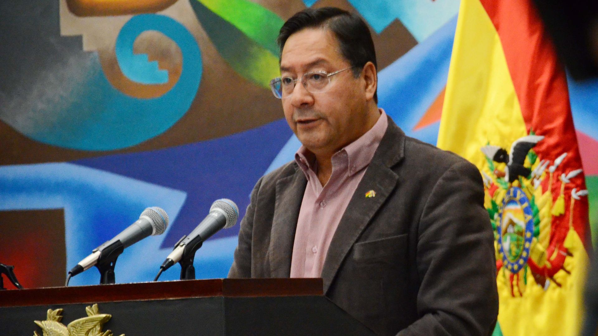 Presidente da Bolívia, Luis Arce, desmente acusação de ter orquestrado tentativa golpista