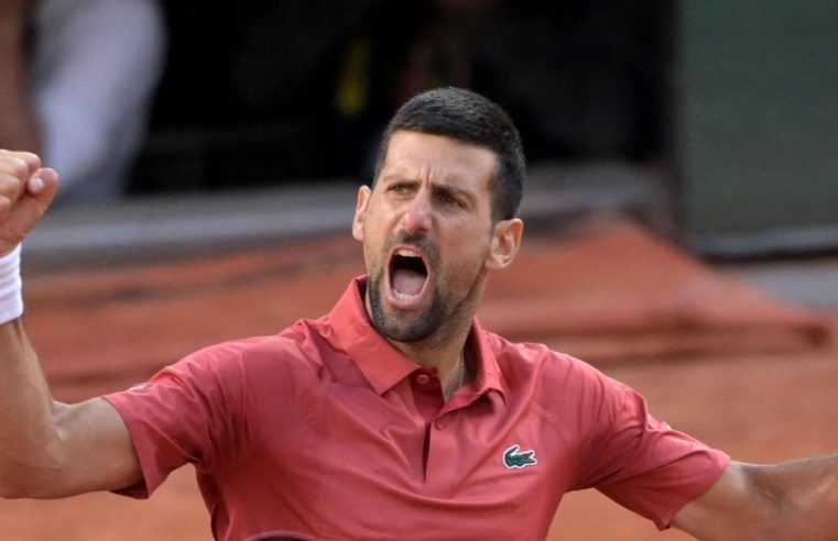 Djokovic passa por cirurgia bem-sucedida no joelho e vai disputar Olimpíadas de Paris