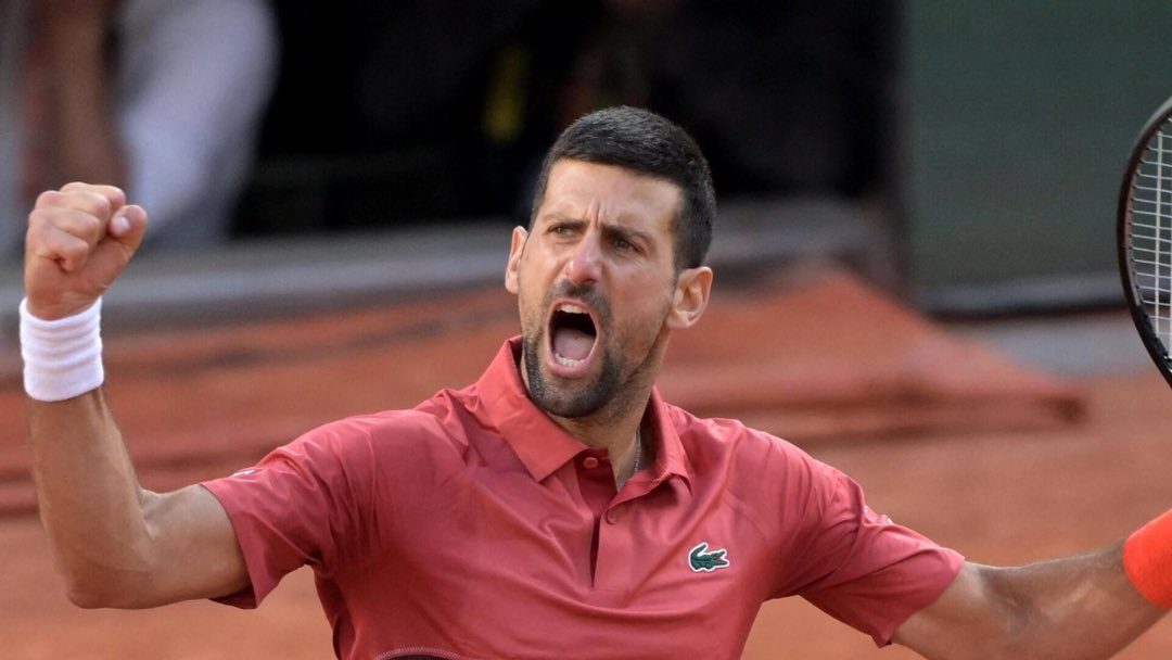 Djokovic passa por cirurgia bem-sucedida no joelho e vai disputar Olimpíadas de Paris