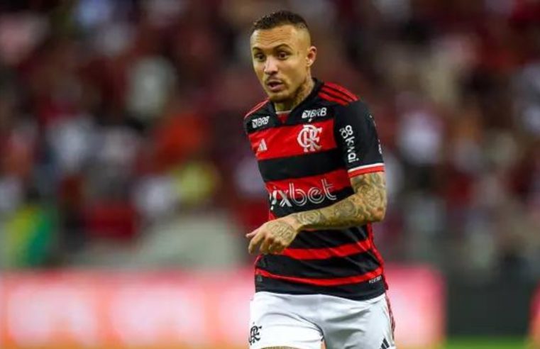 Com lesão no quadril, Everton Cebolinha desfalca Flamengo em até quatro semanas