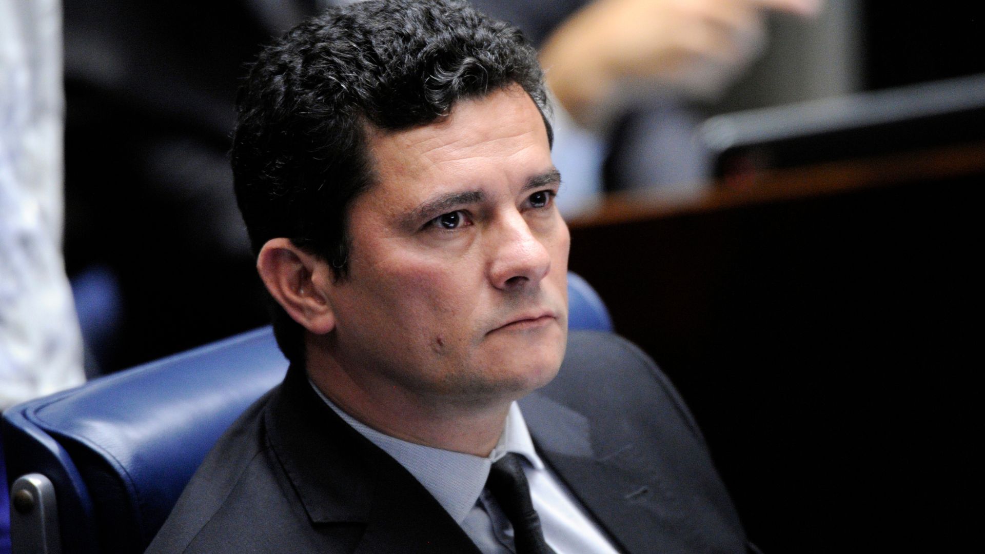 Sergio Moro se declara contra projeto que proíbe delação premiada; afirma jornalista