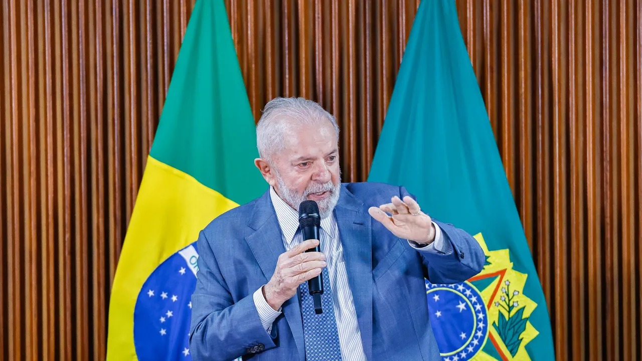 Lula faz pronunciamento sobre orçamento nacional: ‘Não abrirei mão da responsabilidade fiscal’