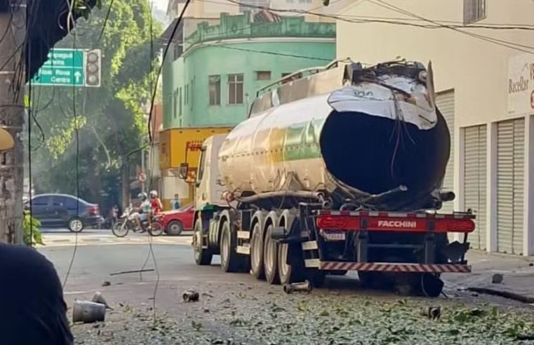 Caminhão-tanque explode e causa estragos na Rua Gonzaga Bastos em Vila Isabel