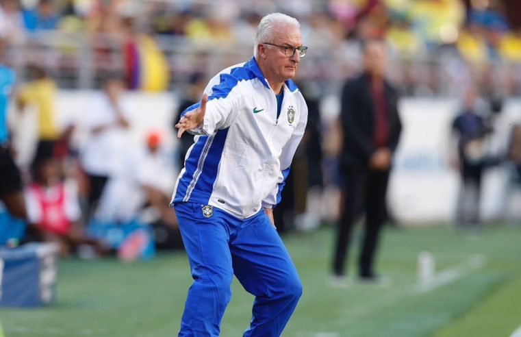 Dorival preserva titulares, e definição de substituto de Vini fica para a véspera de Brasil x Uruguai