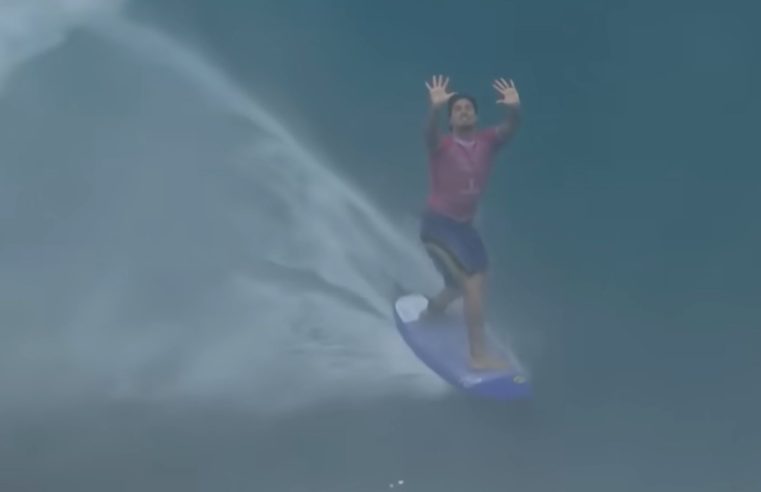 Em momento histórico, Gabriel Medina faz a maior nota do surfe em Olimpíadas