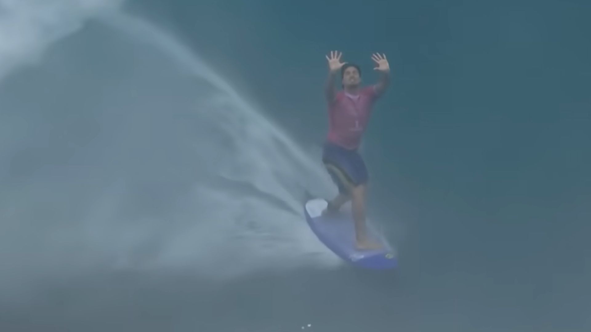 Em momento histórico, Gabriel Medina faz a maior nota do surfe em Olimpíadas