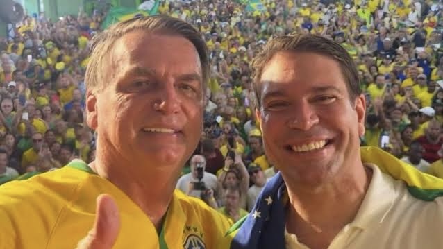 Moraes divulga áudio de reunião com Bolsonaro gravado por Ramagem