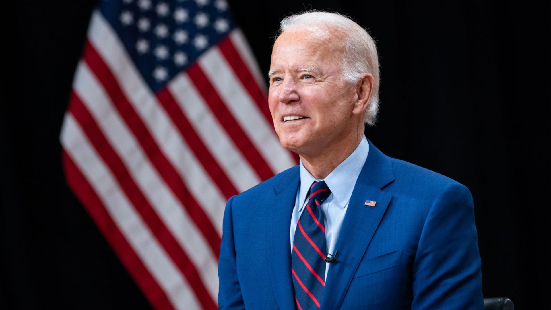 Joe Biden diz não estar magoado com democratas que exigiram desistência dele da reeleição