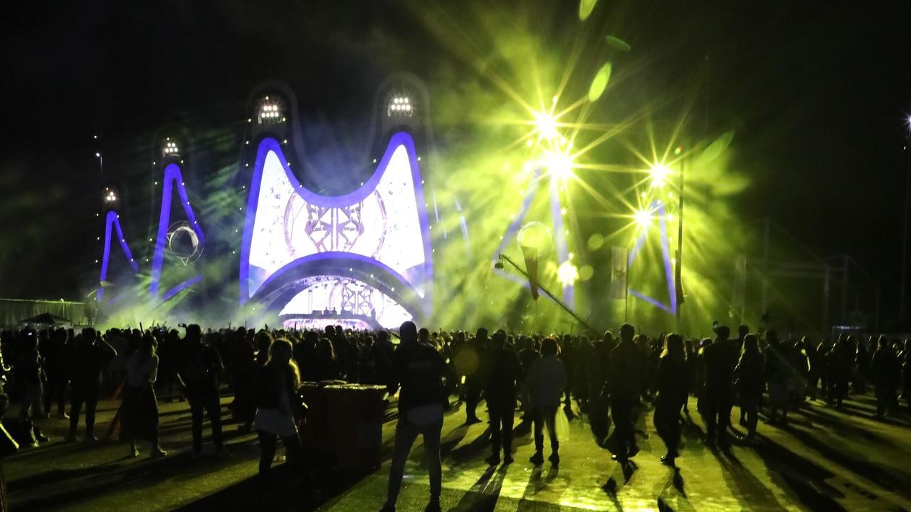 Bailarinos do Espaço Tápias se apresentam no Palco New Dance Order do Rock in Rio 