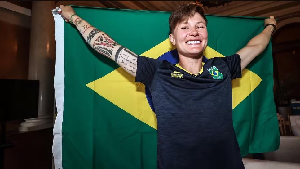 Capitã do Rugby supera câncer para chegar à terceira Olimpíada e será porta-bandeira do Brasil em Cerimônia de Abertura