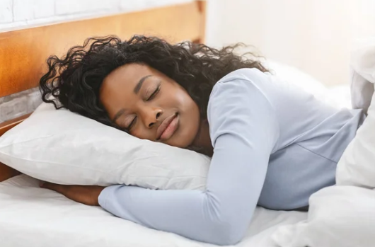 Especialistas revelam que dormir de 7 a 8 horas por dia ajudam no emagrecimento