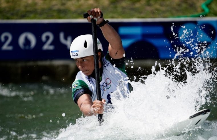 Paris 2024: Ana Sátila e Pepê avançam na Canoagem Slalom e continuam na disputa por medalhas