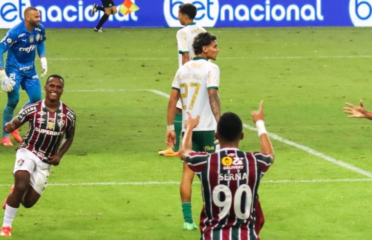 Com gol de Arias, Fluminense vence o Palmeiras no Maracanã por 1 a 0 e diminui distância para sair do Z-4