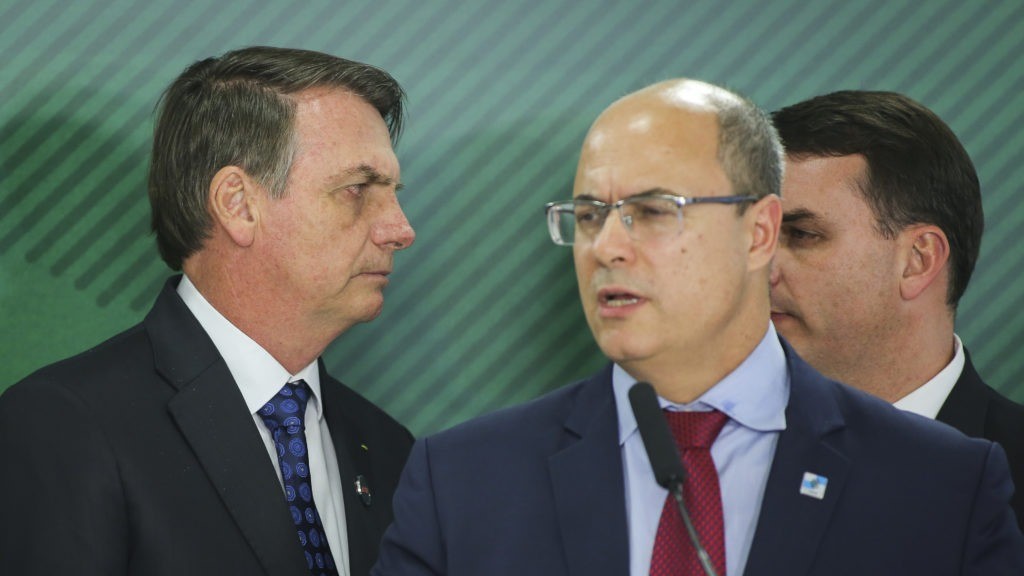 Bolsonaro relata que Witzel pediu ‘vaga no supremo’ como chantagem para livrar Flávio de investigação