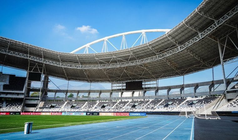 Estádio Nilton Santos pode receber clássico entre Vasco e Fluminense no dia 10 de agosto