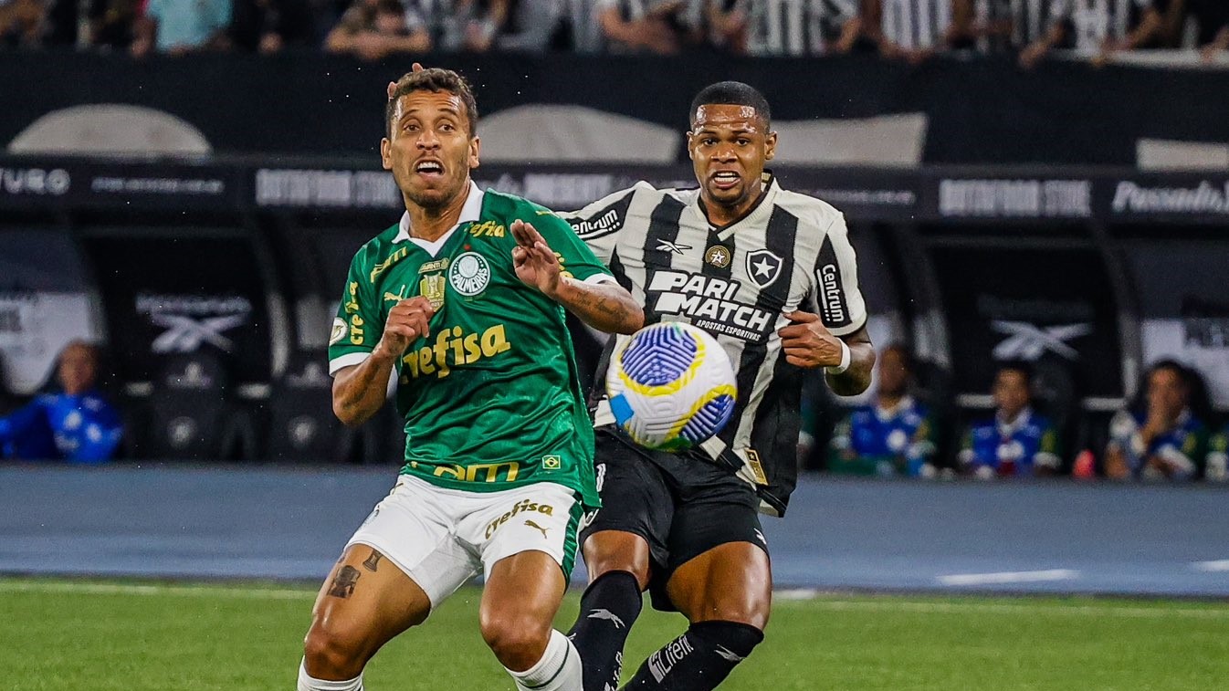 Botafogo amplia liderança no Brasileirão após vitória sobre o Palmeiras por 1 a 0