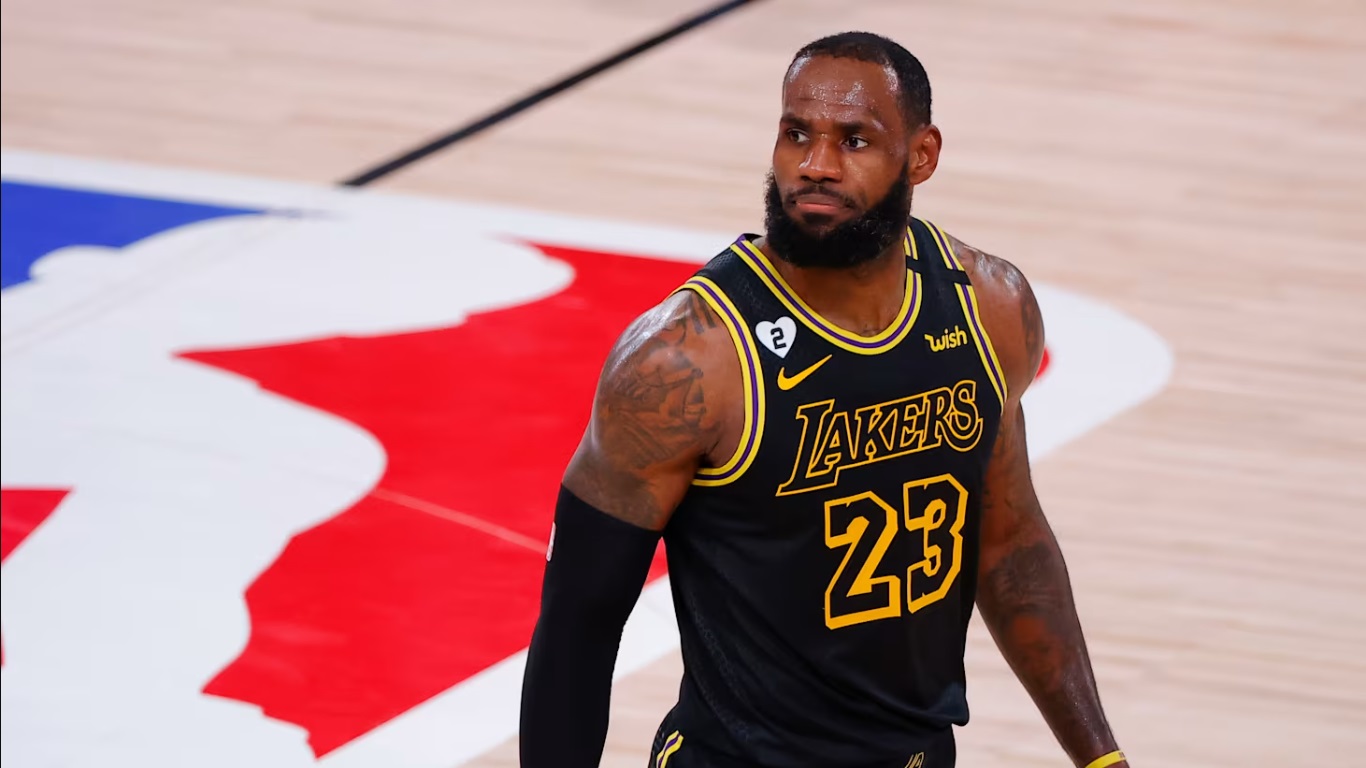 LeBron James confirma despedida das Olimpíadas em Paris 2024