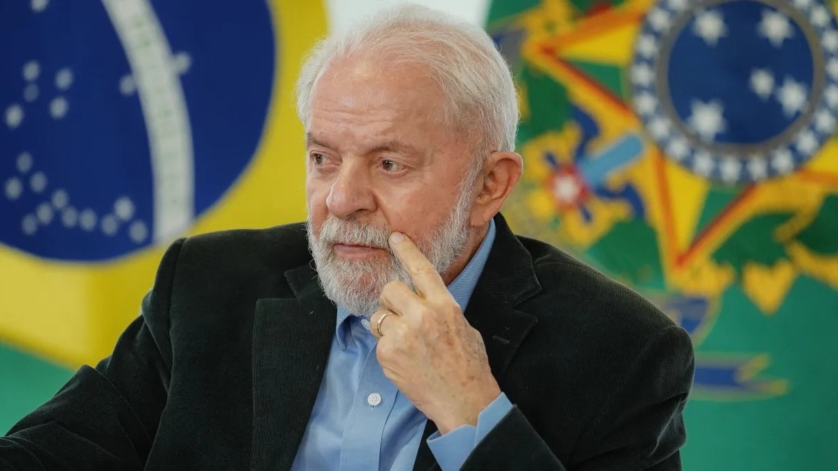 Lula diz que subida do dólar ‘preocupa’ e que ‘não é normal’
