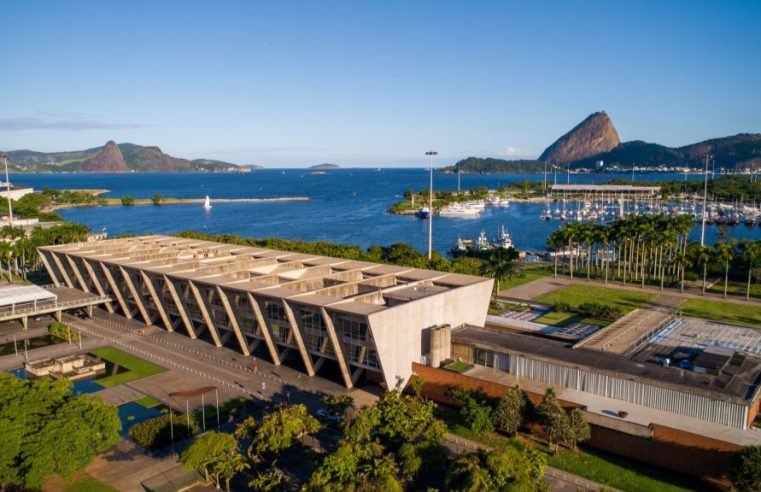 CET-Rio anuncia interdição da Rua Jardel Jércolis, na Glória, para obras no entorno do MAM