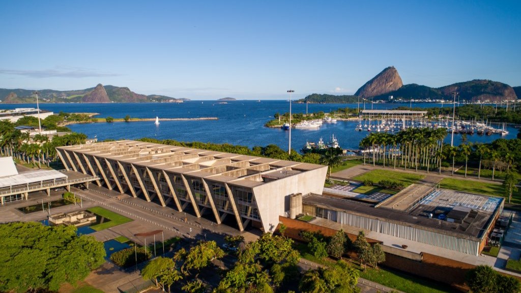 CET-Rio anuncia interdição da Rua Jardel Jércolis, na Glória, para obras no entorno do MAM