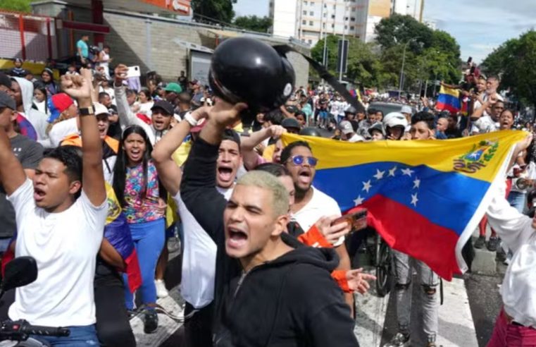 Venezuela: Manifestantes vão às ruas contra proclamação de Maduro