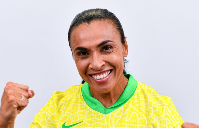 Paris 2024: Seleção Brasileira feminina estreia nesta quinta-feira (25) com Rainha Marta disputando a sexta Olimpíada da carreira
