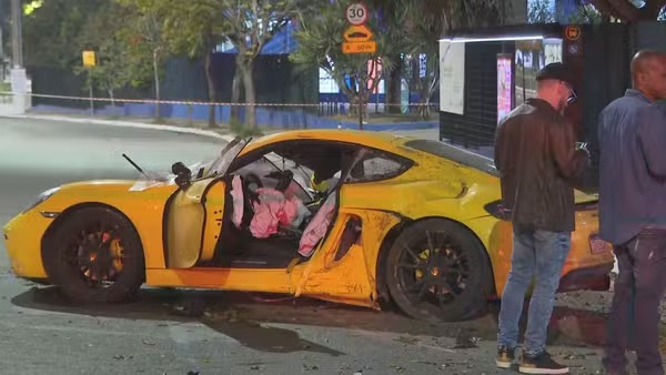 Após discussão, motorista de Porsche atropela e mata motociclista em São Paulo