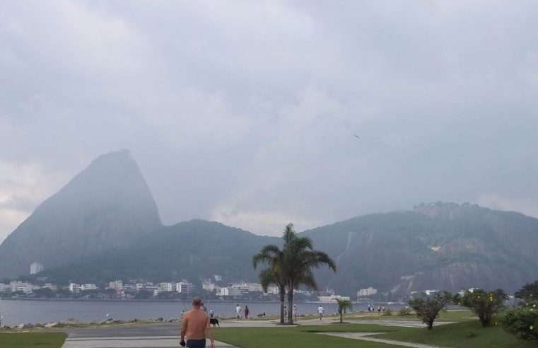 Paisagem do Rio é coberta por névoa nesta quarta-feira (3) e não há previsão de chuva