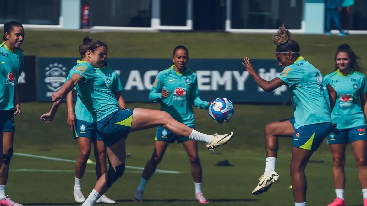 Olimpíadas: Seleção feminina de Futebol treina em Teresópolis antes de viajar para Paris