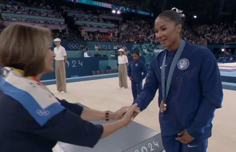 Olimpíadas 2024: EUA entregam vídeo ao comitê de arbitragem e pedem que bronze na final do solo seja devolvido a Chiles