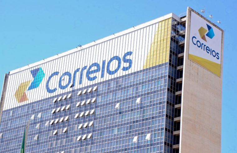 Correios alerta para novo golpe da encomenda internacional em que vítimas são cobradas por taxa que não existe