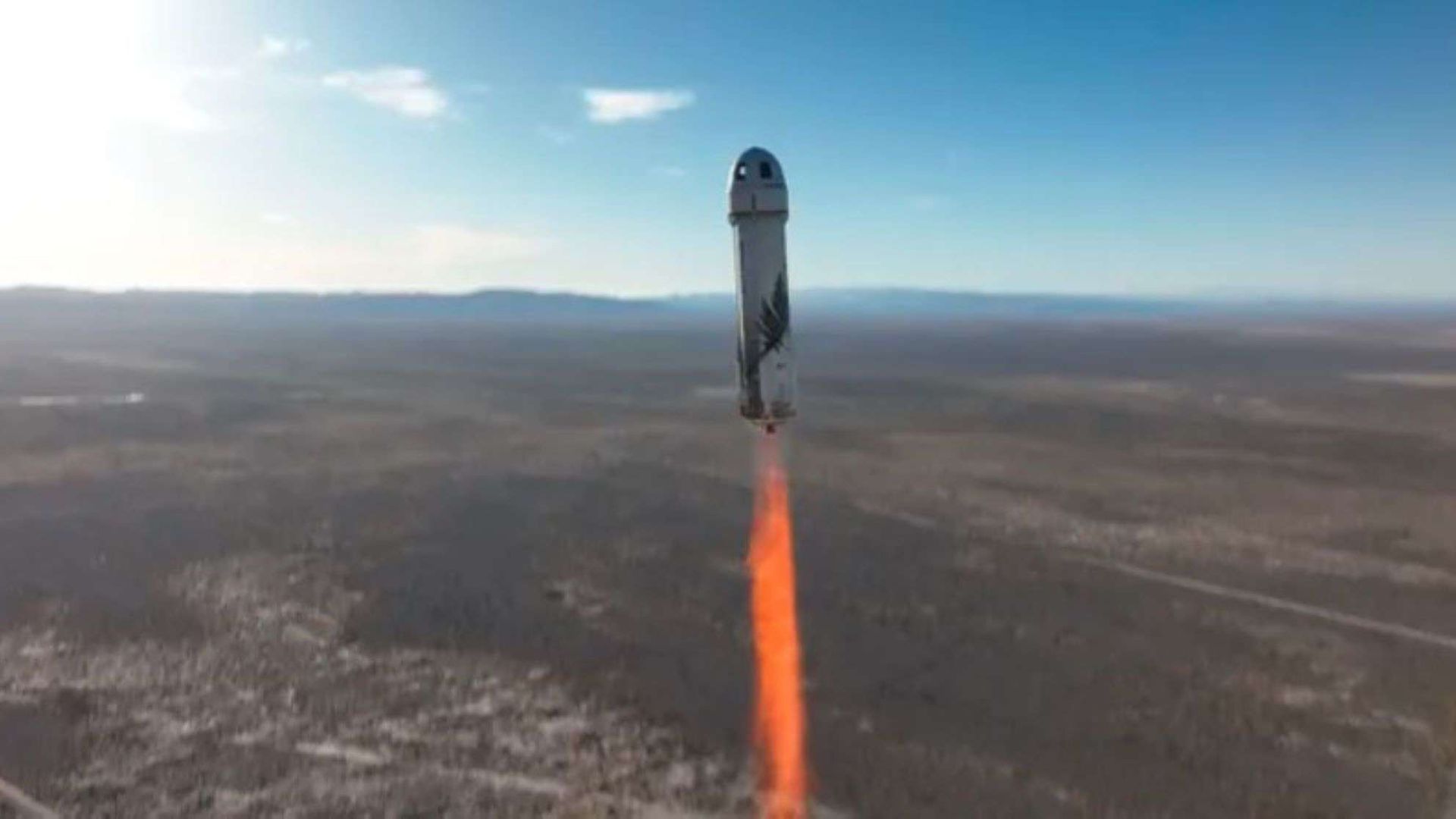 Blue Origin retoma lançamentos turísticos com sucesso e foguete transporta seis passageiros ao espaço