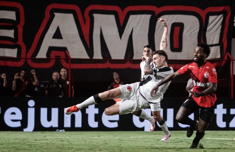 Atlético-GO e Vasco empatam em 1 a 1 em primeiro jogo pelas oitavas de final da Copa do Brasil