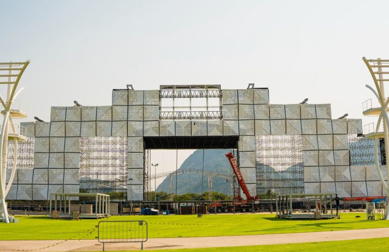 Pochete, jaqueta, ingresso para outros dias de evento e até viagem estão na lista de brindes do Rock in Rio