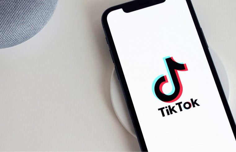 Governo dos EUA vai à Justiça contra TikTok por violação de privacidade e coleta de dados de menores de 13 anos