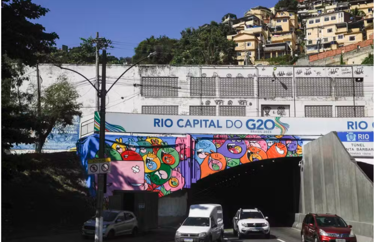 Entrada do Túnel Santa Bárbara ganha cores com novo grafite do artista Toz Viana