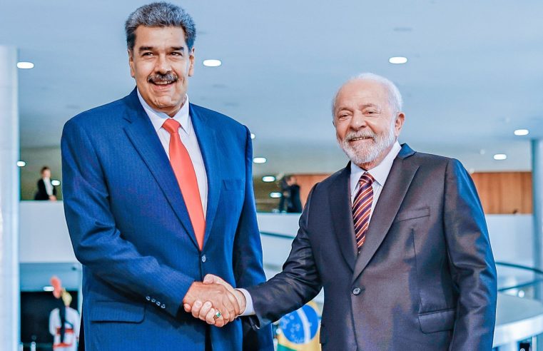 Venezuela e Brasil firmam acordo sobre embaixadas da Argentina e do Peru