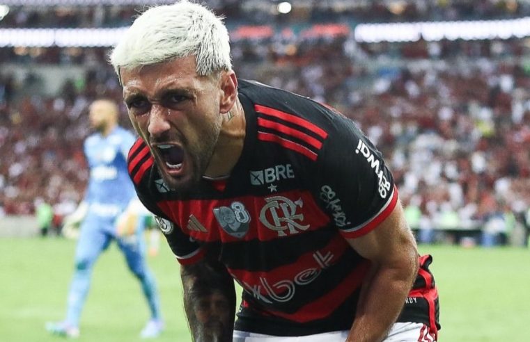 Flamengo é o único time do G4 que segue disputando a Libertadores e a Copa do Brasil