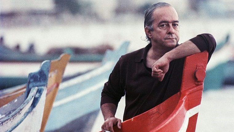 Casa histórica de Vinicius de Moraes, Gávea, está a venda por quase R$ 4 milhões