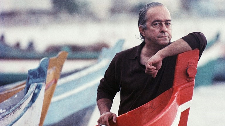 Casa histórica de Vinicius de Moraes, Gávea, está a venda por quase R$ 4 milhões