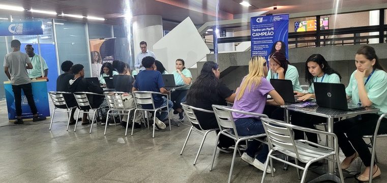 CIEE Rio promove mutirão com 2.200 vagas de estágio no MetrôRio