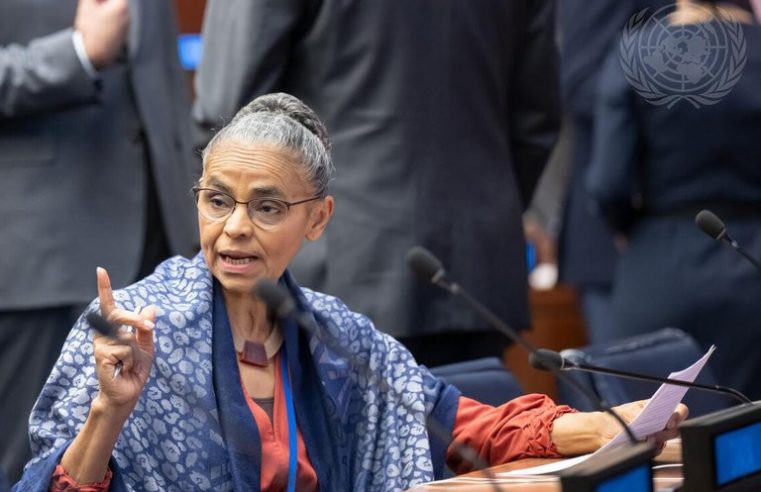 Ministra Marina Silva debate a participação da sociedade no Plano Clima