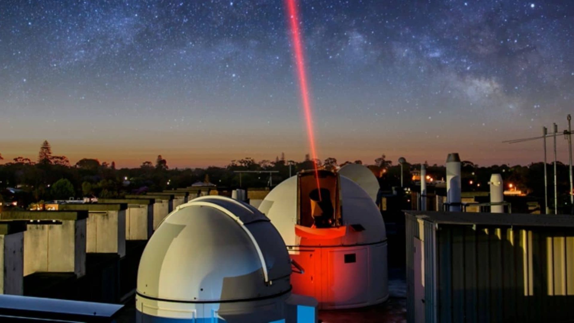 Universidade australiana desenvolve laser que pode aumentar comunicação espacial em até 1.000 vezes