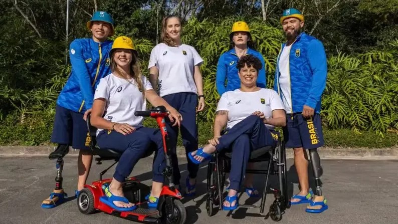 Comitê Paralímpico divulga uniformes do Brasil para Paris 2024