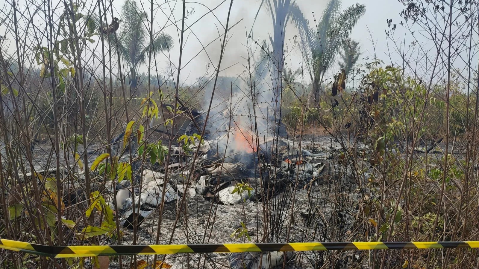 Aeronave bimotor cai na zona rural de Mato Grosso e mata 5 pessoas