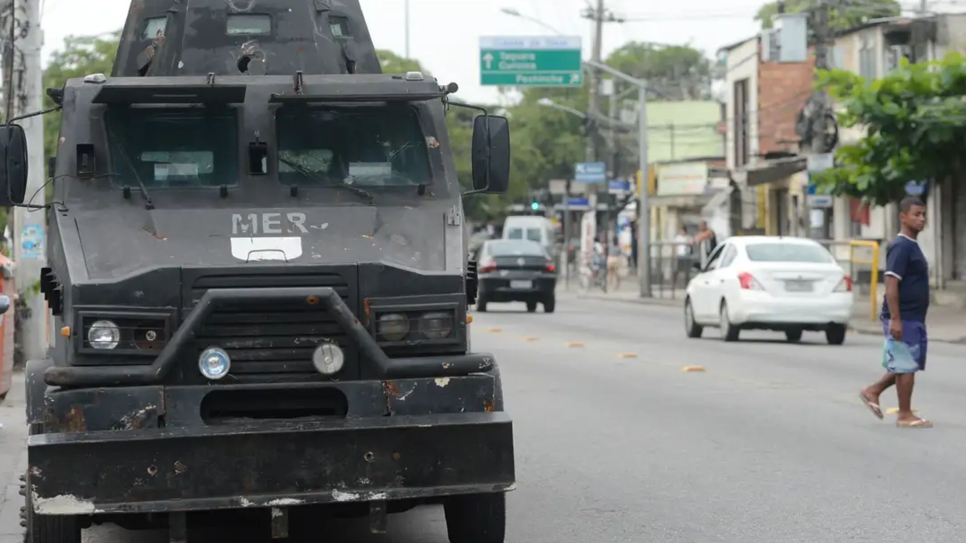 Polícia Militar deflagra operação contra roubo de veículos na Cidade de Deus