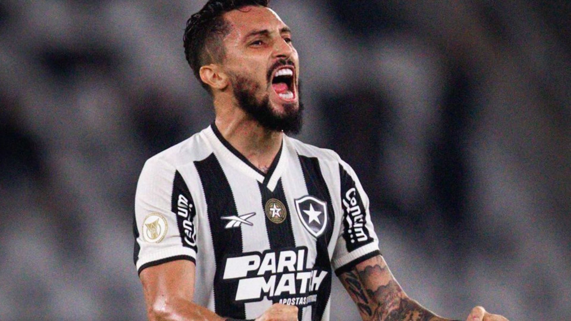 Botafogo: Alex Telles pode estrear como titular na Libertadores contra o São Paulo