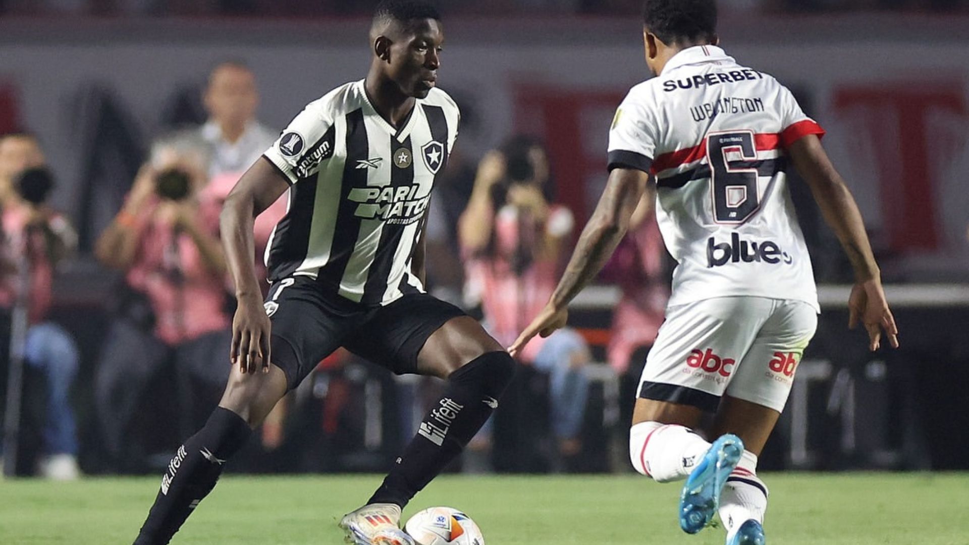 Botafogo avança às semifinais da Libertadores após empate emocionante com São Paulo e vitória nos pênaltis