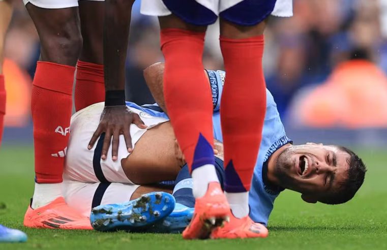 Rodri passa por cirurgia e está fora da temporada; Guardiola segue em busca de substitutos para o volante